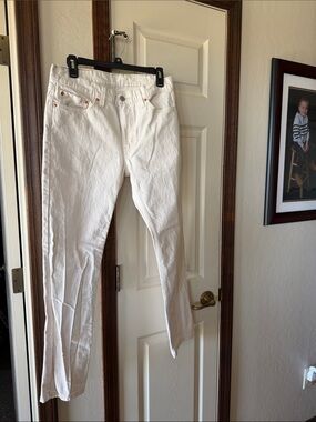 Levi's Off-White Straight Leg Jeans 32W 30L